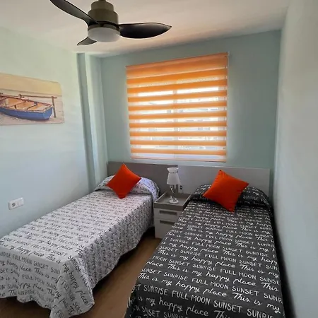 Brisas De Denia, Beach&town *